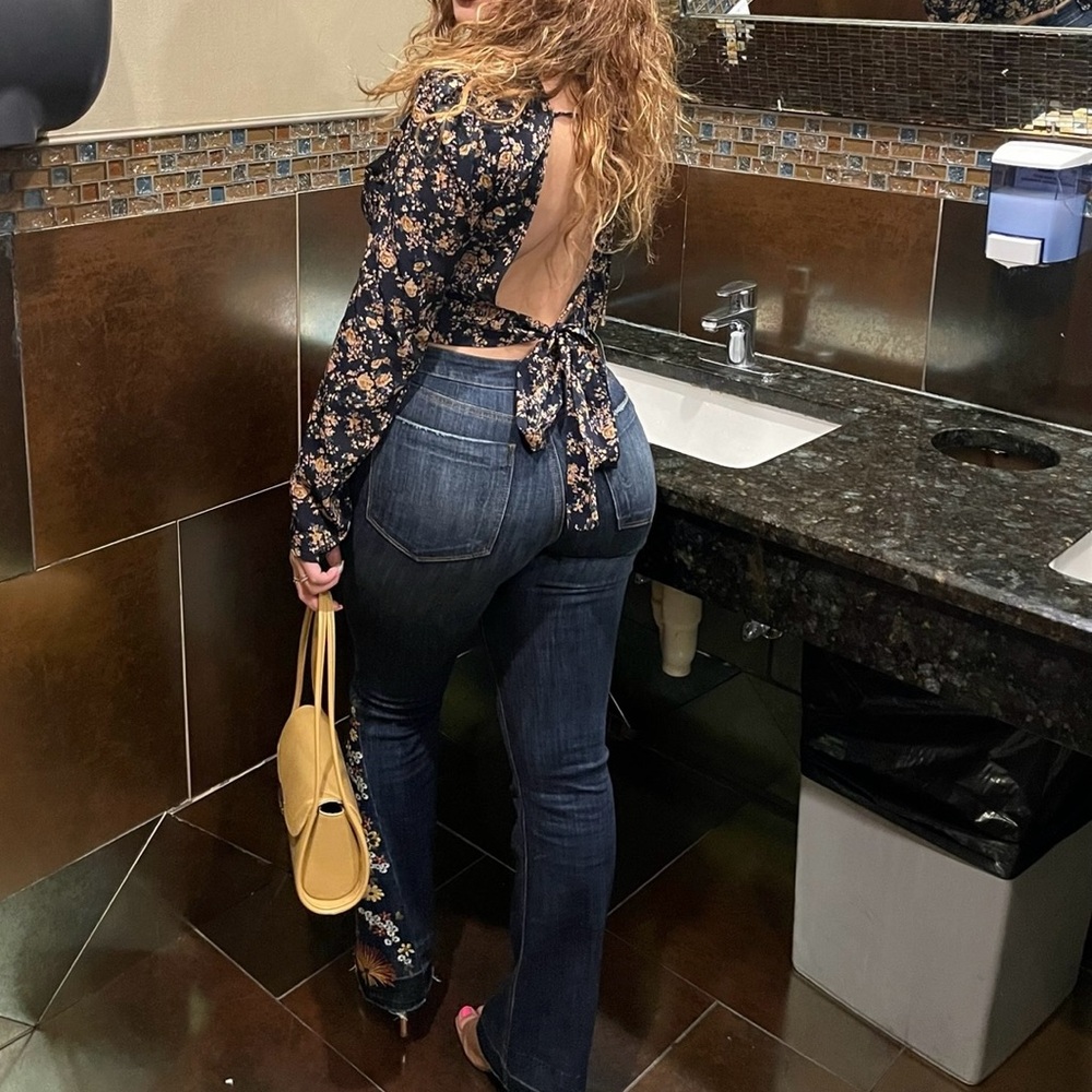 SHEIN Backless Floral Top - Picture 1 of 5